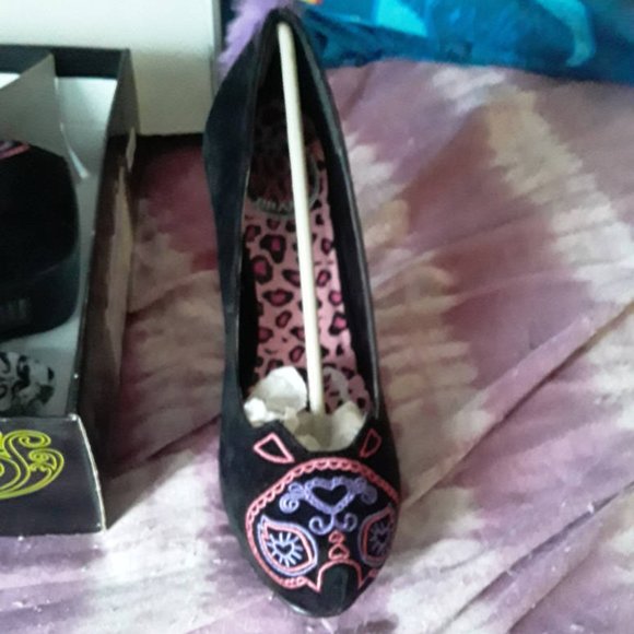 Too Fast Kitty High Heels - Picture 4 of 4